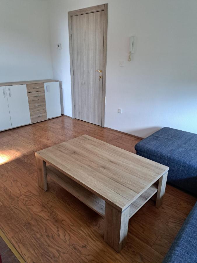 Tebi I Meni Appartement Zagreb Buitenkant foto