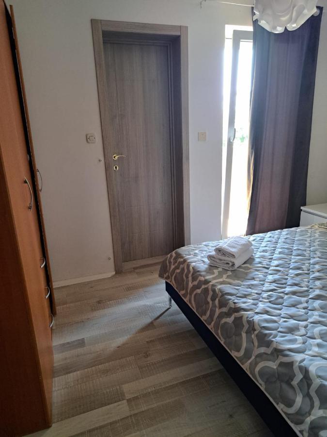 Tebi I Meni Appartement Zagreb Buitenkant foto